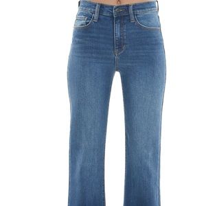 Sneak peek bell bottom flare jeans. Stretch.